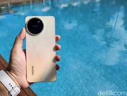 Penampakan Realme 11 dalam Genggaman
