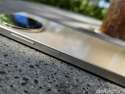 Penampakan Realme 11 dalam Genggaman