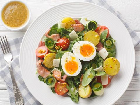 Salad Sayuran Saus Minyak Olive Bawang