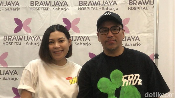 Viviane dan Sammy Simorangkir membagikan cerita bahagia.