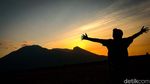 Senja Syahdu di Savana Baluran Africa Van Java