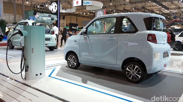 SERES E1 di GIIAS 2023.