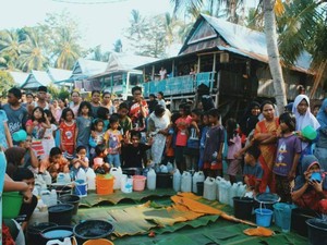 Tradisi Adinging-dinging Selayar, Warga Tutup Muharram dengan Mandi Air Suci