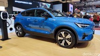 Volvo C40 adalah model Volvo pertama yang dirancang sebagai mobil listrik murni, dan ini mewakili komitmen Volvo terhadap keberlanjutan dan inovasi. Foto: M Luthfi Andika