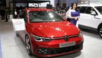 VW The New Golf GTI dan Tiguan Allspace Mejeng di GIIAS 2023