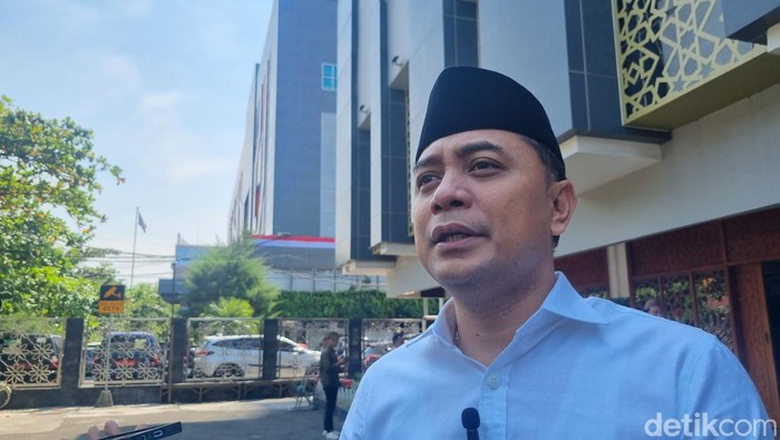 Wali Kota Surabaya Eri Cahyadi