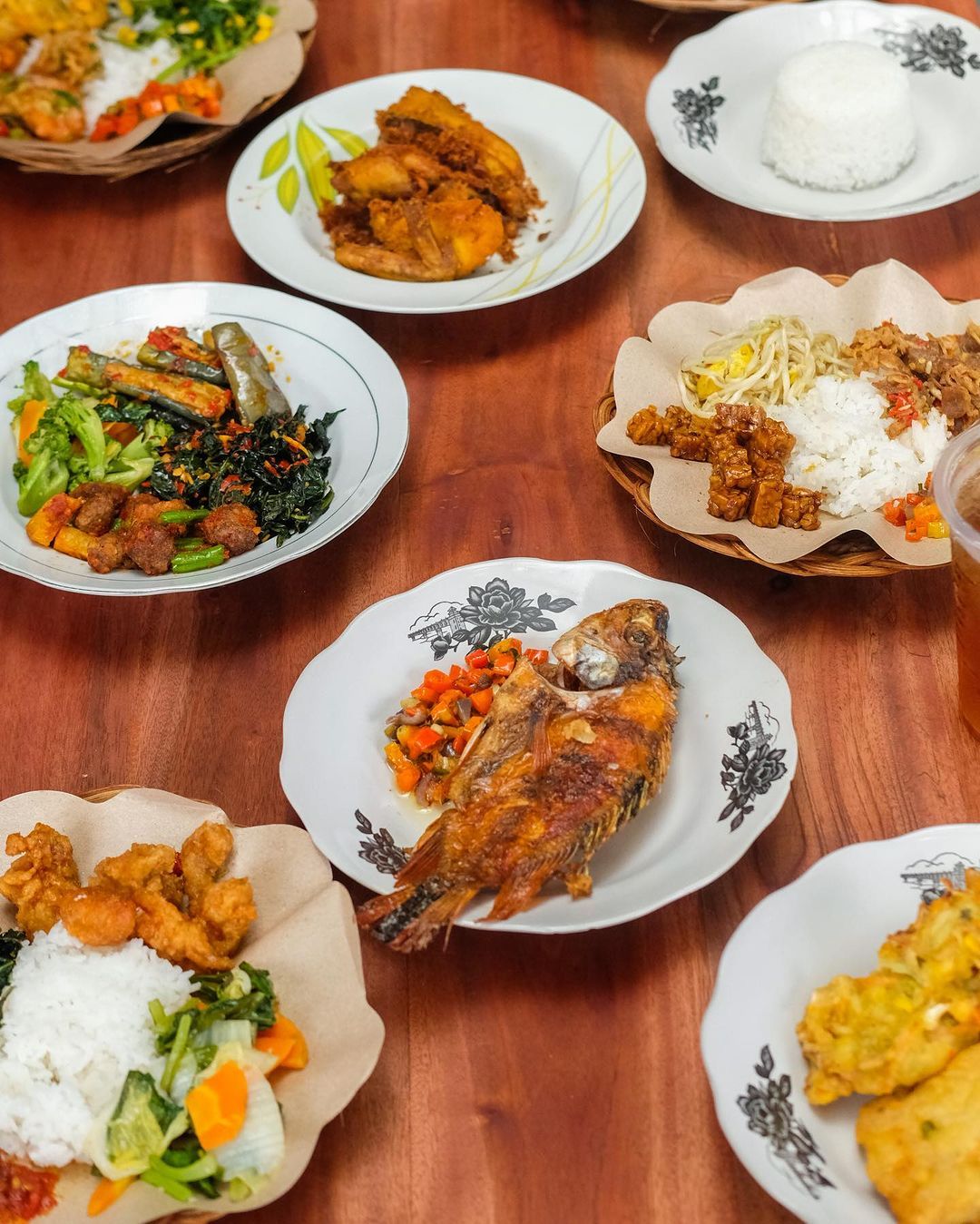 Warteg next level di Jakarta