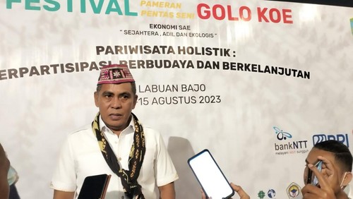 Bupati Manggarai Barat Edistasius Endi memberi keterangan tentang pelaksanaan Festival Golo Koe di Marina Waterfront Labuan Bajo, Manggarai Barat, NTT, Sabtu (12/8/2023).