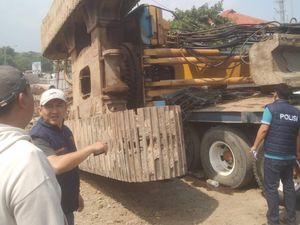 Polisi: Operator Crane Jatuh dari Truk Trailer di Pelabuhan Merak Meninggal