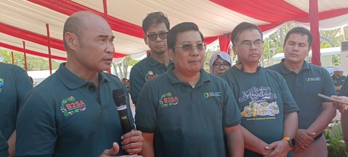 Gubernur NTT Viktor Bungtilu Laiskodat saat menyampaikan sambutannya dalam perayaan HUT Bapanas di Kota Kupang, NTT, Sabtu (12/8/2023). (Yufengki Bria/detikBali)