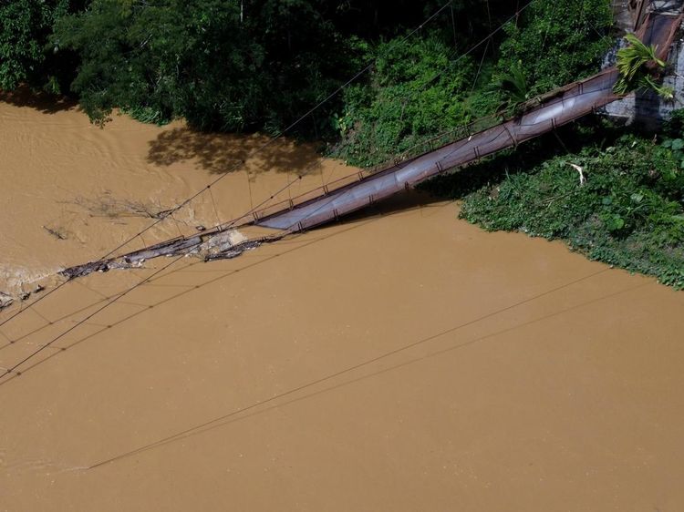 Potret Jembatan Gantung Ambruk di Aceh, Warga Harus Berputar Jauh