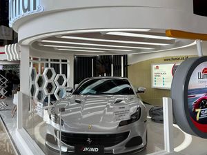 JKIND Tampilkan Kaca Film-Paint Protection Unggulan Terbaru di GIIAS 2023