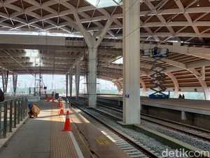 Target Kelar Agustus, Begini Progres Stasiun Kereta Cepat di Halim