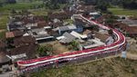 Lorong Bendera Merah Putih Sepanjang 250 Meter Mejeng di Tasikmalaya