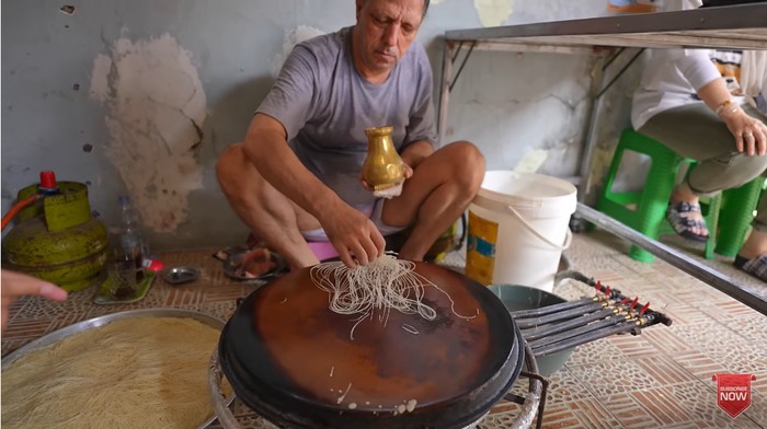 Mantan chef dari Makkah jualan kunafa di depan rumah