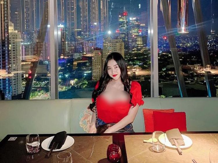 DJ Pamela Safitri Hobi Makan di Resto Mewah hingga Floating Breakfast