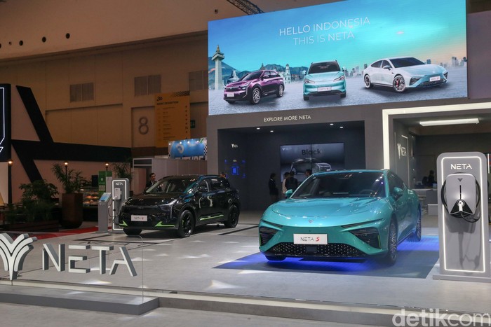 Perdana di GIIAS, Neta Unjuk Gigi Mobil Listrik