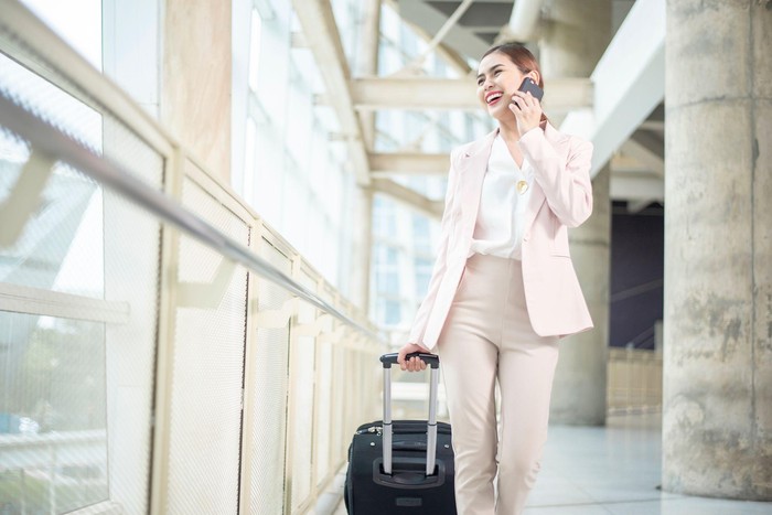 Perjalanan Bisnis atau Traveling