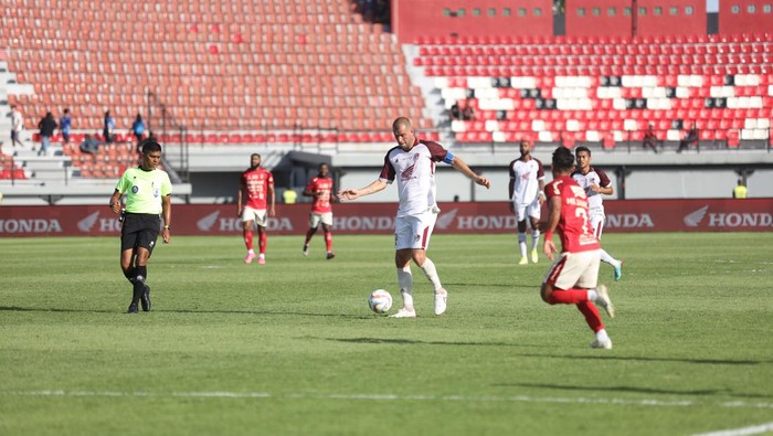 PSM Makassar kalah 2-3 atas Bali United di Stadion Kapten I Wayan Dipta pada laga pekan kedelapan Liga 1 2023/2024.