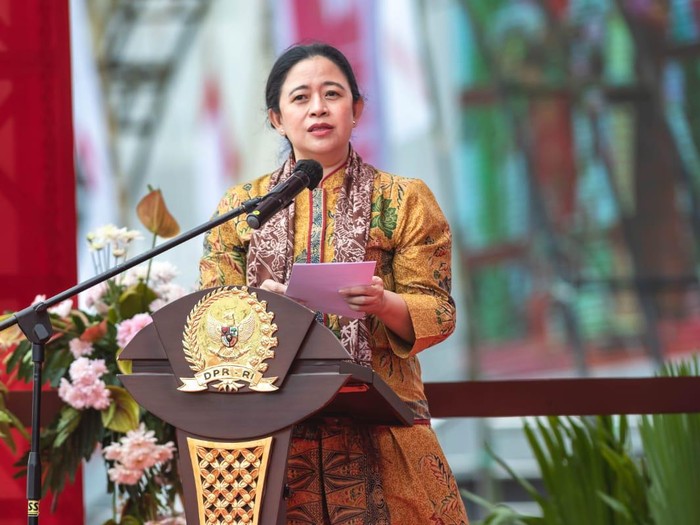 Puan di Festival Bunga Tomohon
