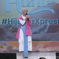 Tahun ini, Hijab Hunt berbeda dengan tahun sebelumnya. Tujuan dari Emeron Hijab Hunt 2023 kali ini adalah mencari kreator konten muslimah yang kreatif dan berani berekspresi di media sosial. Konten yang terpilih tentunya kreatif dan bisa menginspirasi Muslimah lainnya. Foto: Rifkianto Nugroho.