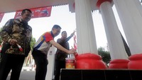Nippon Paint terus berkomitmen untuk mendukung pelestarian budaya Indonesia dalam program CSR Warnai Kehidupan #ColouringLives berupa program pengecatan Gapura Merah Putih. Seluruh Gapura yang dicat dengan warna merah dan putih ini akan sama dari sabang sampai merauke, karena Nippon Paint berikan garansi 100% warna akurat dan konsisten.