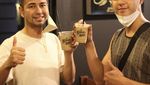 Momen Seru Al Ghazali Nikmati Steak dan Kue Favoritnya