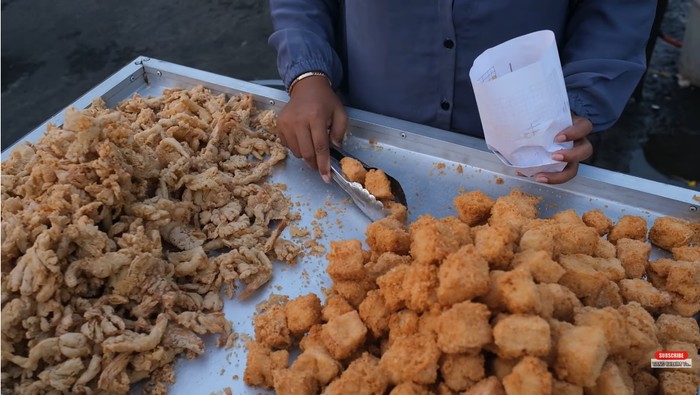 Kisah bidan sukses jualan tahu kriuk