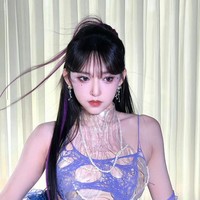3. Cheng Xiao - Cheng Xiao adalah mantan personel grup KPop, WJSN, yang kemudian merambah dunia akting. Ia dikagumi karena punya visual yang modern dan lebih glamour. Aura Cheng Xiao juga disebut cocok untuk konsep high-fashion.Foto: Instagram