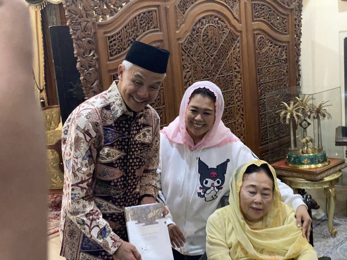 Ganjar Pranowo silaturahmi ke kediaman keluarga Gus Dur