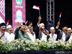 Gus Ipul Ajak Erick Thohir Selawatan Bareng Habib Syekh-Warga Kota Pasuruan