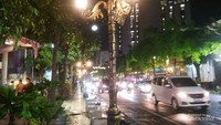 Perpaduan Malioboro dan Braga di Surabaya.