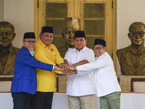 Prabowo Tegaskan Deklarasi Golkar-PAN Tanpa Campur Tangan Jokowi