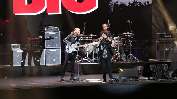 Mr Big di The 90's Festival