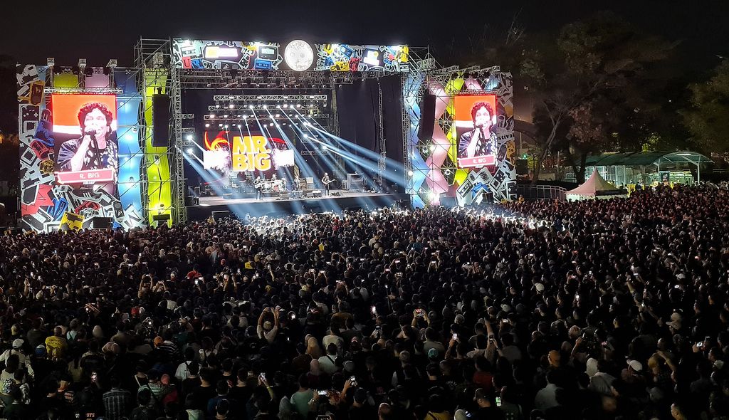 Mr Big di The 90's Festival