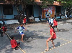 Nostalgia Permainan Tradisional Anak Sebelum Diserbu Gadget