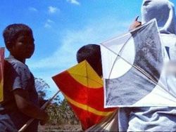 Nostalgia Permainan Tradisional Anak Sebelum Diserbu Gadget