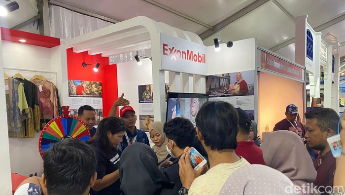 Pameran Exxon Mobil di Bojonegoro dihadiri Menteri Koperasi UMKM Teten Masduki