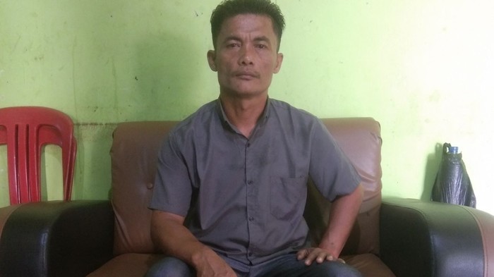 Peserta Jaminan Kesehatan Nasional (JKN) di Kecamatan Dumai Timur, Dumai, Yosua Halawa (40) merasakan kemudahan berobat melalui aplikasi Mobile JKN.