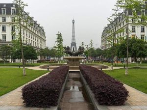Penampakan Paris KW yang Jadi Kota Mati Sepi Penghuni