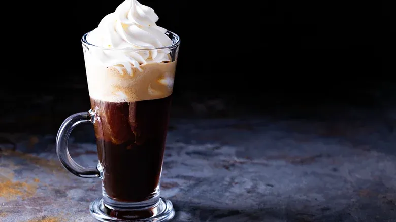 7 Minuman Kopi Prancis yang Enak Selain Cafe au Lait, Cobain Yuk!