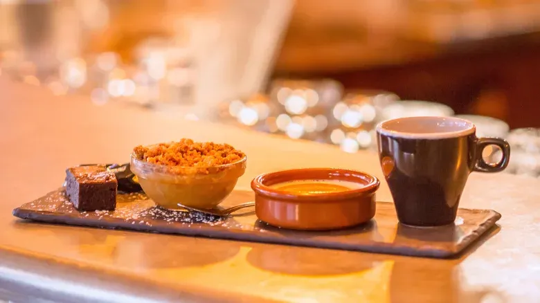 7 Minuman Kopi Prancis yang Enak Selain Cafe au Lait, Cobain Yuk!