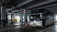 Bus Angkutan Lintas Batas Negara (ALBN) saat tiba di Kuching Sentral Bus Terminal di Kuching, Sarawak, Malaysia, Sabtu (12/8/2023) lalu. 