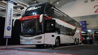 Bus double decker PO Harapan Jaya dipamerkan di GIIAS 2023.
