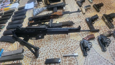 Potret Senjata Api hingga Amunisi Disita dari Terduga Teroris Bekasi