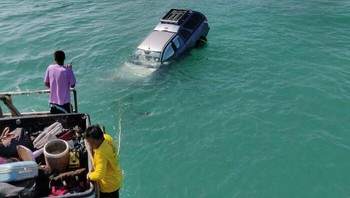 Akibat lupa memasang rem tangan... Foto: Boredpanda