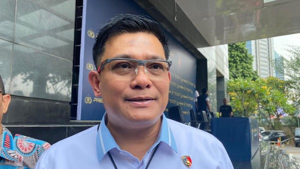 Tranny eshaklar video