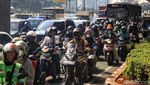 Dituding Jadi Penyebab 50 persen Polusi, Begini Situasi Kemacetan Pagi Ini