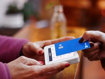 Definisi e-Money: Manfaat, Risiko, dan Bedanya dengan e-Wallet