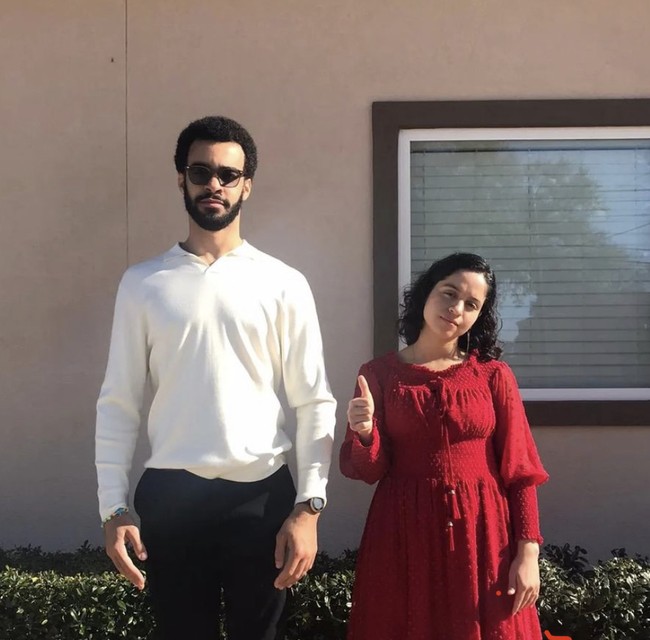 Sama-sama religius, keduanya mengaku menunda berciuman sampai menikah. Hasrat seksual diakui mereka sangat besar ketika berpacaran, namun keduanya punya cara agar terhindari dari perzinaan.  Foto: Dok. Instagram/@eleazerakuchie